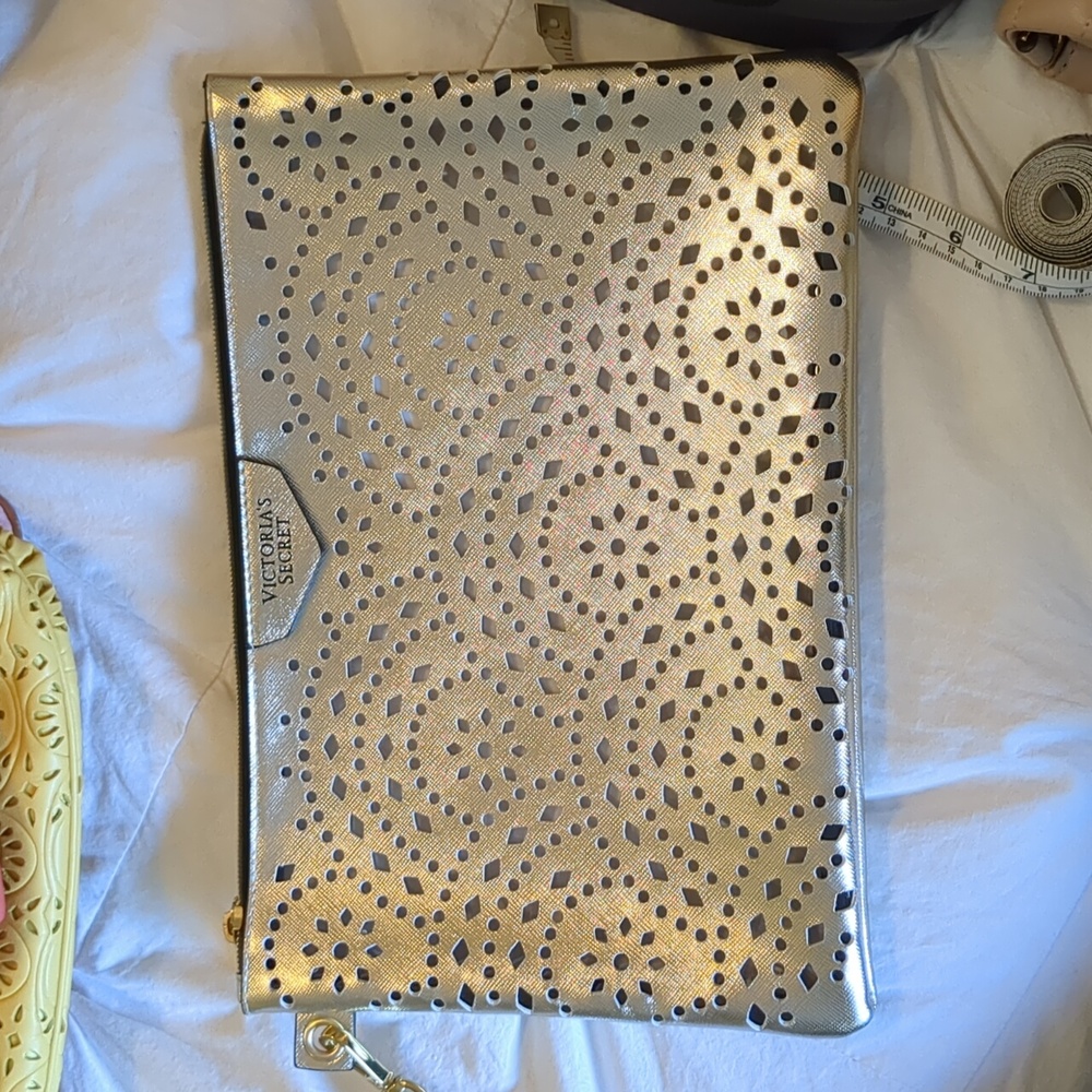 Adorable Gold clutch